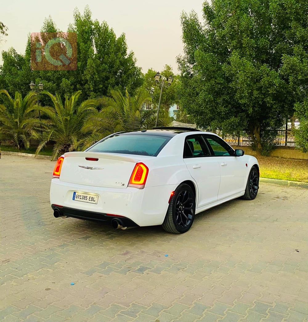 Chrysler 300